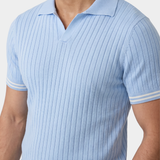 Světle modré textured polo bez knoflíků