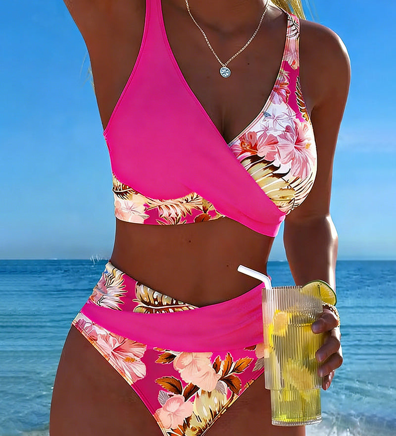 Lorena - Bikiny s kontrastním květinovým vzorem a rozparkem