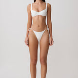 Bikini Spodek Blossom s Bočním Vázáním - Texturovaná Bílá Tkanina