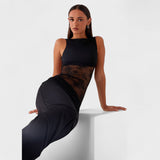 Lucinda - Dlouhé krajkové šaty s elegantním designem