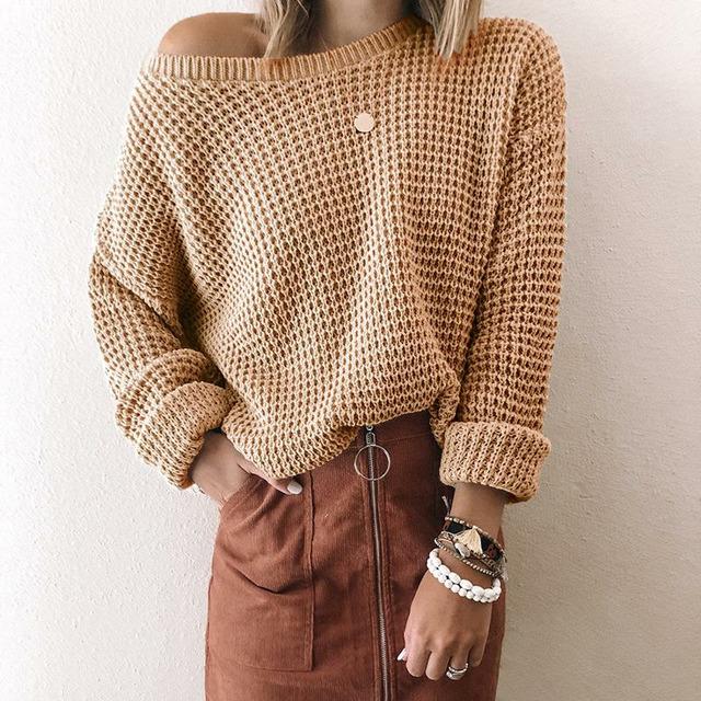 Jednoduchý jednobarevný pletený svetr
