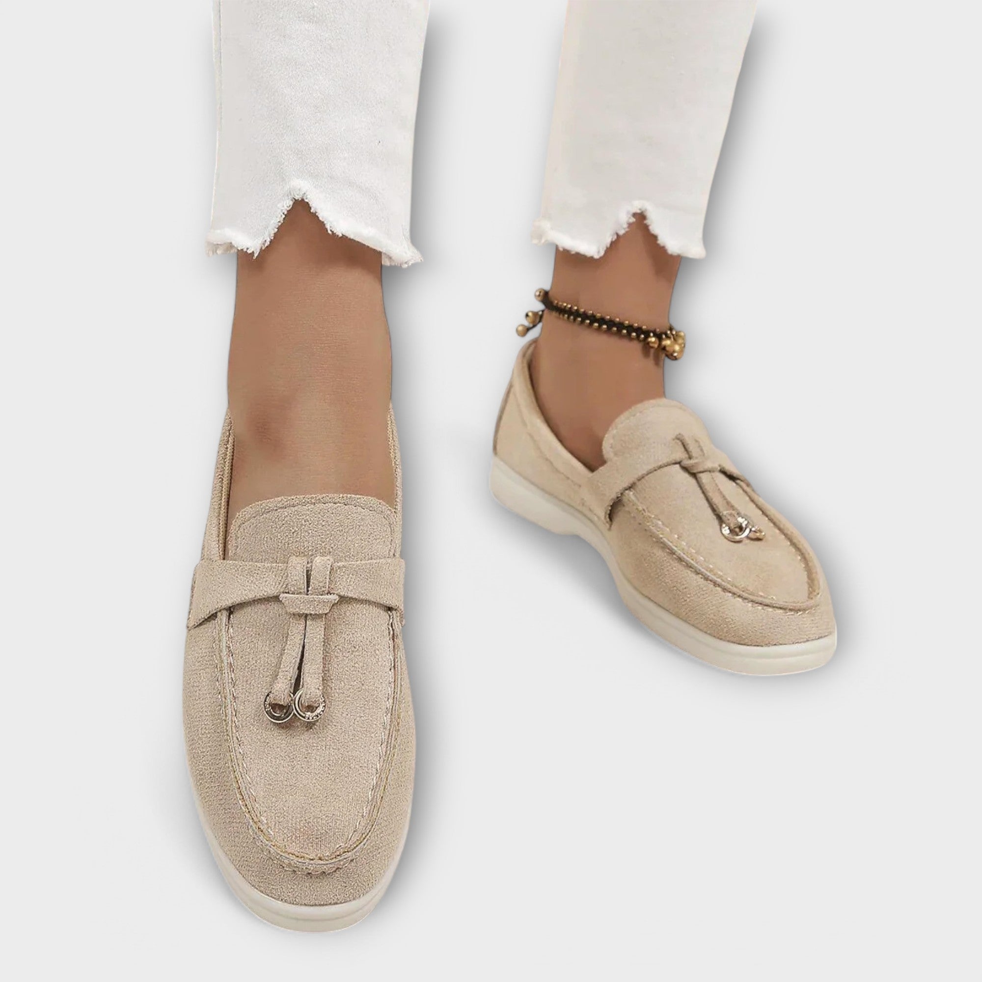 Beige dámské mokasíny s ozdobnou šňůrkou