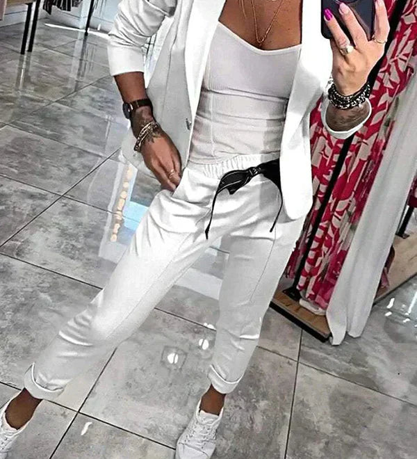 Adriana - Stylová a Elegantní Souprava